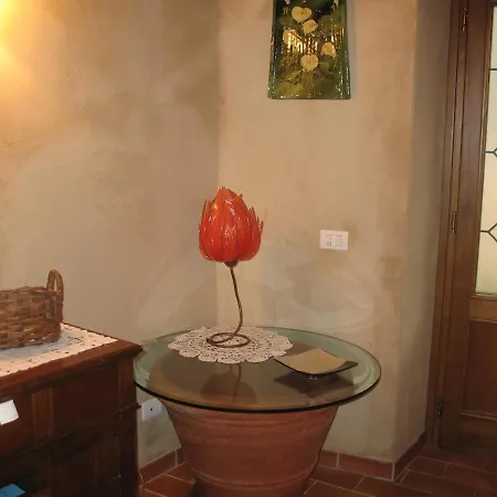 The Costantino's In The Heart Of Tuscany